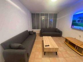 New- luxury 4 rooms apartment for 11 people